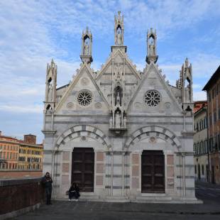 Фотографии достопримечательности 
            Католическая церковь Санта-Мария делла Спина