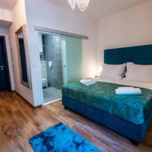 Фотографии мини отеля
Center Luxury Rooms 1