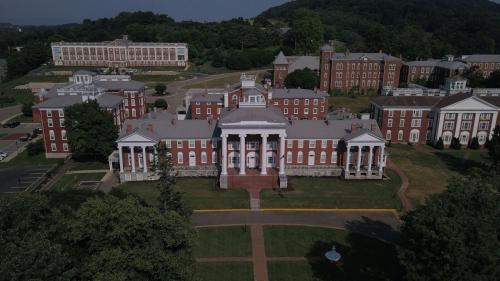 Фотография мини отеля The Blackburn Inn and Conference Center