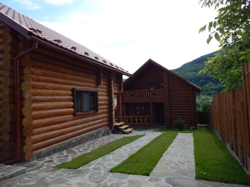 Фотографии гостевого дома
Еловый Двор