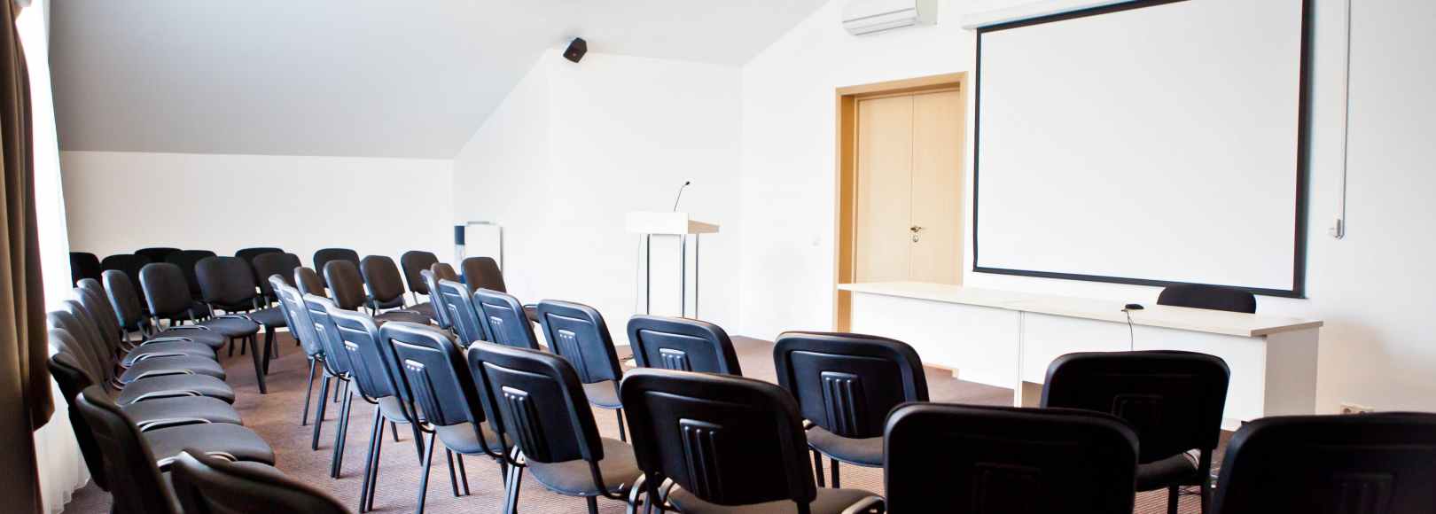 Фотография конференц-зала Флагман конференц-зал