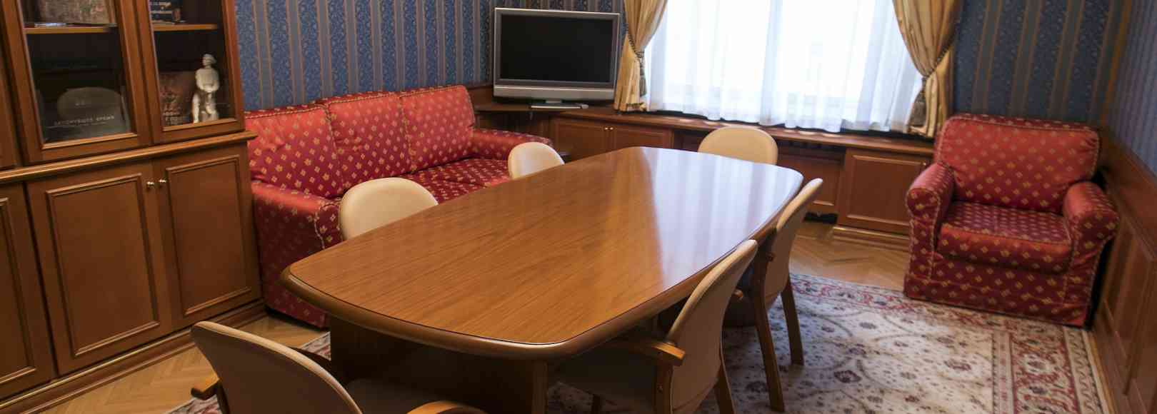 Фотография комнаты для переговоров Переговорная VIP