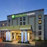 Фотография гостиницы Holiday Inn Express & Suites Fayetteville University of Arkansas Area, an IHG Hotel