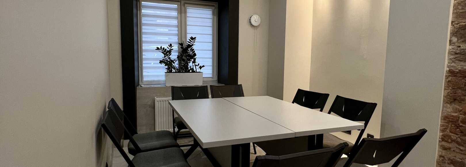 Фотография конференц-зала Статский Советник до 15 человек