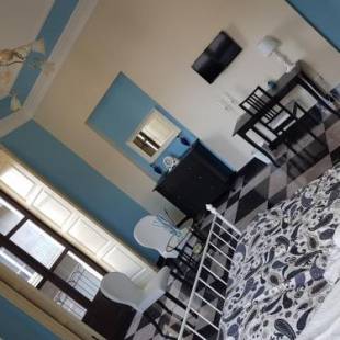 Фотографии мини отеля
Central Suites