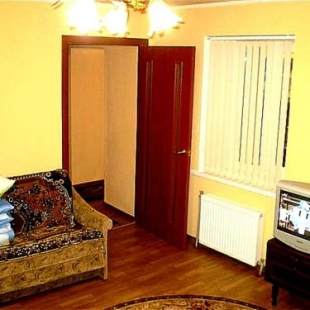 Фотография квартиры 2 ком квартира Соборная-Макарова-Макдональдс 4 дивана WI-FI самый центр Николаева 2 этаж