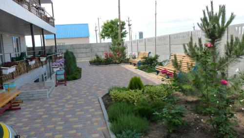 Фотографии базы отдыха 
            Белый парус