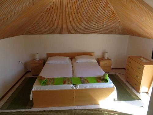 Фотография гостевого дома Apartments by the sea Jelsa, Hvar - 11319