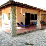 Фотография гостевого дома Casa Vacanza Ondablu CaseSicule, on the Beach with big Veranda and Wifi