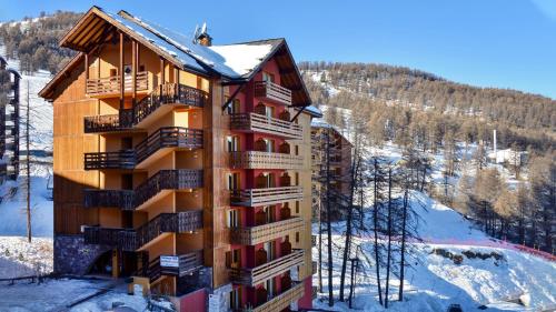 Фотография апарт отеля Vacancéole - Résidence Vega