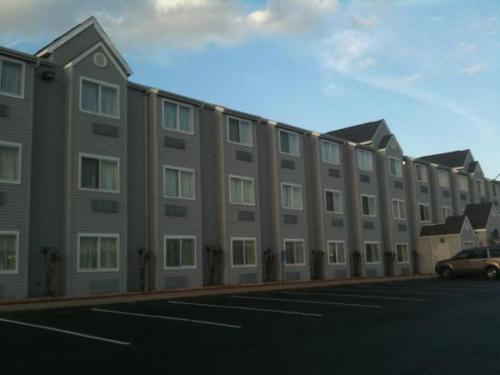 Фотография мотеля America's Inn - Birmingham