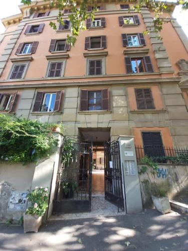 Фотография гостевого дома Trastevere Saffi House