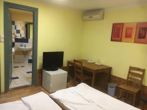 Фотография гостевого дома Roland Motel