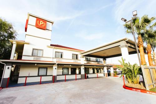 Фотография гостиницы Palace Inn TX-249