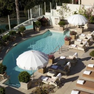 Фотография гостиницы Sunset Tower Hotel