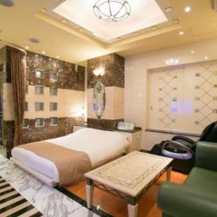 Фотографии гостиницы 
            HOTEL D-WAVE Shinjuku（Adult Only)