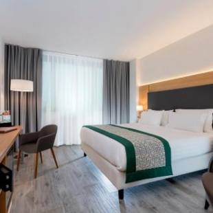 Фотографии гостиницы
Holiday Inn Naples, an IHG Hotel