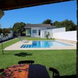 Фотография гостевого дома Casa rural con piscina Viña de Millan