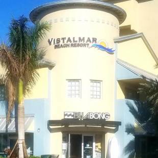 Фотографии гостиницы 
            Vistalmar Beach Resort