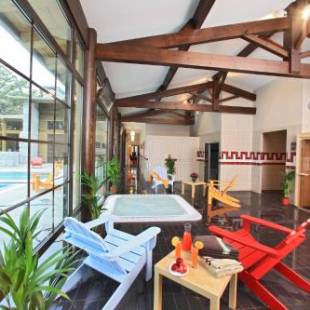 Фотографии базы отдыха
Albirondack Camping Lodge & Spa