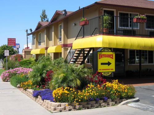 Фотография гостиницы Studio 6-National City, CA - Naval Base San Diego