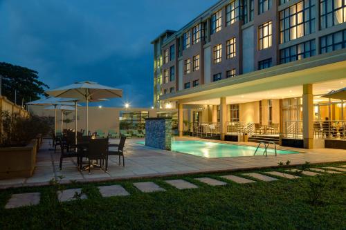 Фотография гостиницы Protea Hotel by Marriott Benin City Select Emotan