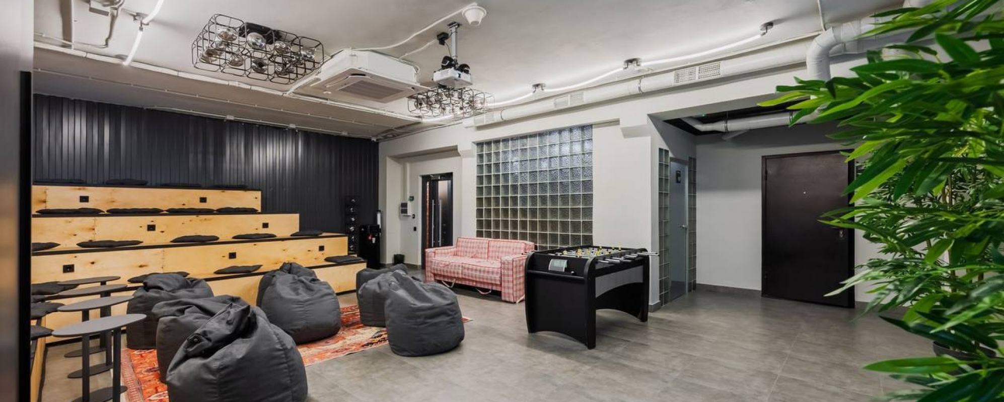 Фотографии конференц-зала Апарт-отель Freedom Коворкинг зона