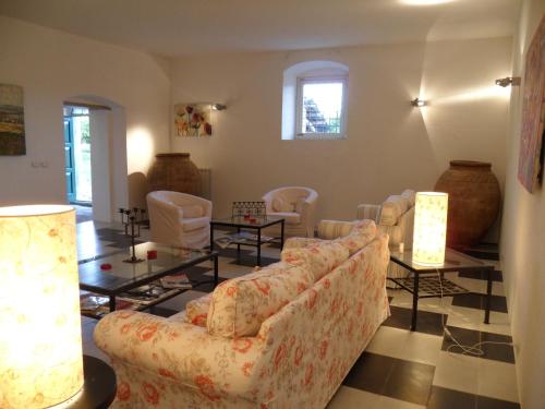 Фотографии базы отдыха
Barone GR Macrì Agriturismo Modi