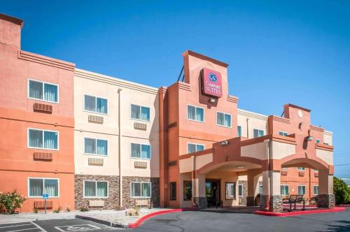 Фотография гостиницы Comfort Suites Albuquerque