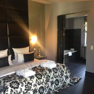 Фотографии мини отеля
Jugendstil-Hof