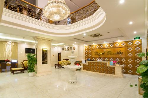 Фотография гостиницы Royal Family Hotel