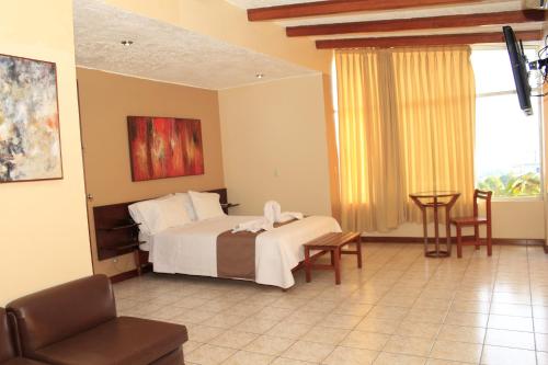 Фотография гостиницы Hotel Monte Azul