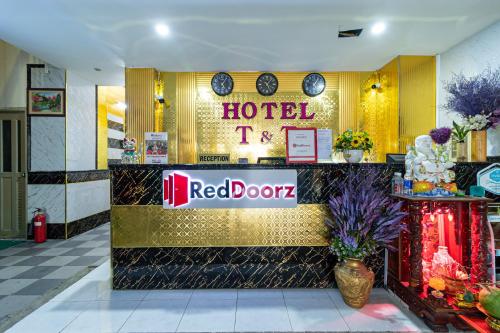 Фотография гостиницы RedDoorz near Gia Dinh International Hospital 4