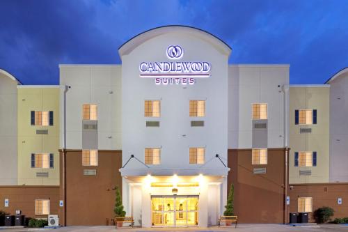 Фотография гостиницы Candlewood Suites Enid, an IHG Hotel