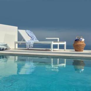 Фотография гостиницы Hotel St.John Suites Adults Only