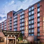 Фотография гостиницы Four Points by Sheraton Mississauga Meadowvale