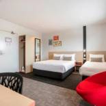 Фотография гостиницы Nightcap at Camp Hill Hotel