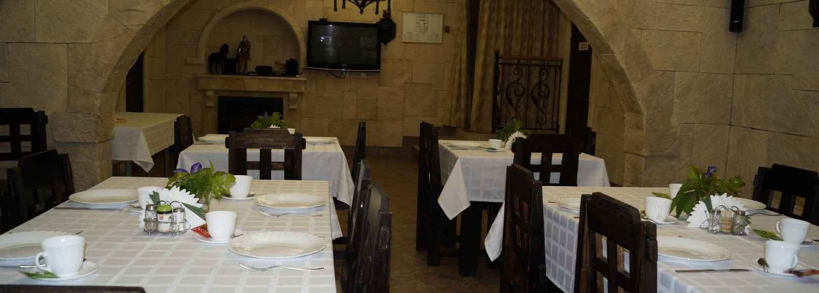 Фотография банкетного зала Мустанг