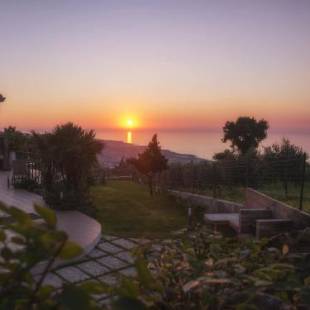 Фотографии мини отеля
Villa Zufrò