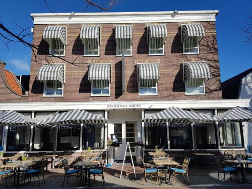 Фотография гостиницы Badhotel Bruin