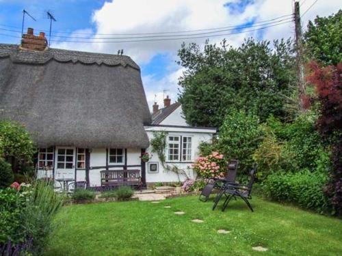Фотография гостевого дома Apple Tree Cottage, Evesham