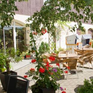 Фотографии гостиницы
Hotel Zwei Linden