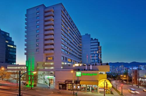 Фотография гостиницы Holiday Inn Vancouver-Centre Broadway, an IHG Hotel