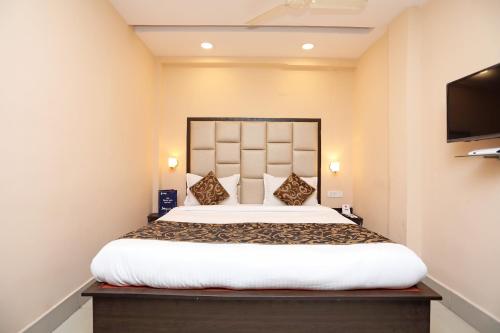 Фотография гостиницы Collection O 4265 Hotel Greenpark