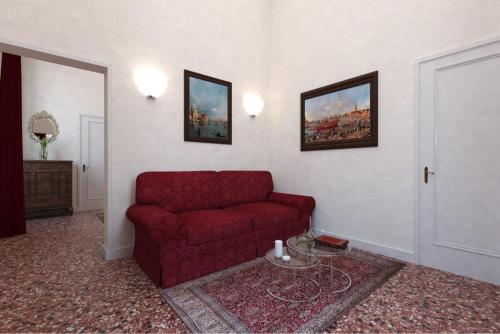 Фотография гостевого дома Suites alla Maddalena