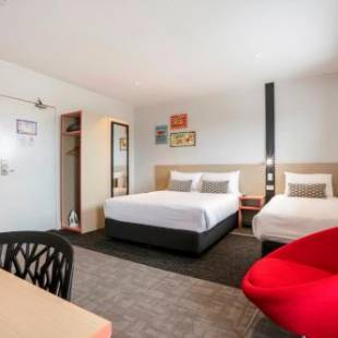 Фотографии гостиницы
Nightcap at Camp Hill Hotel