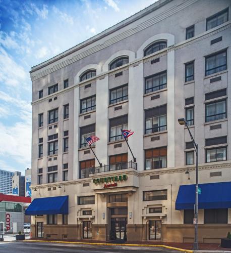 Фотография гостиницы Courtyard Columbus Downtown
