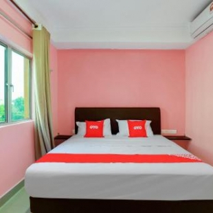 Фотография гостиницы OYO 89387 Sun Keerana Hotel