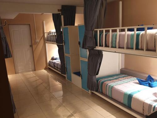 Фотография хостела Oasis Hostel & Bar