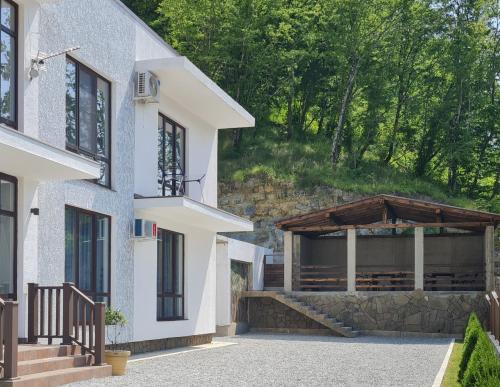 Фотографии гостевого дома 
            Альпика